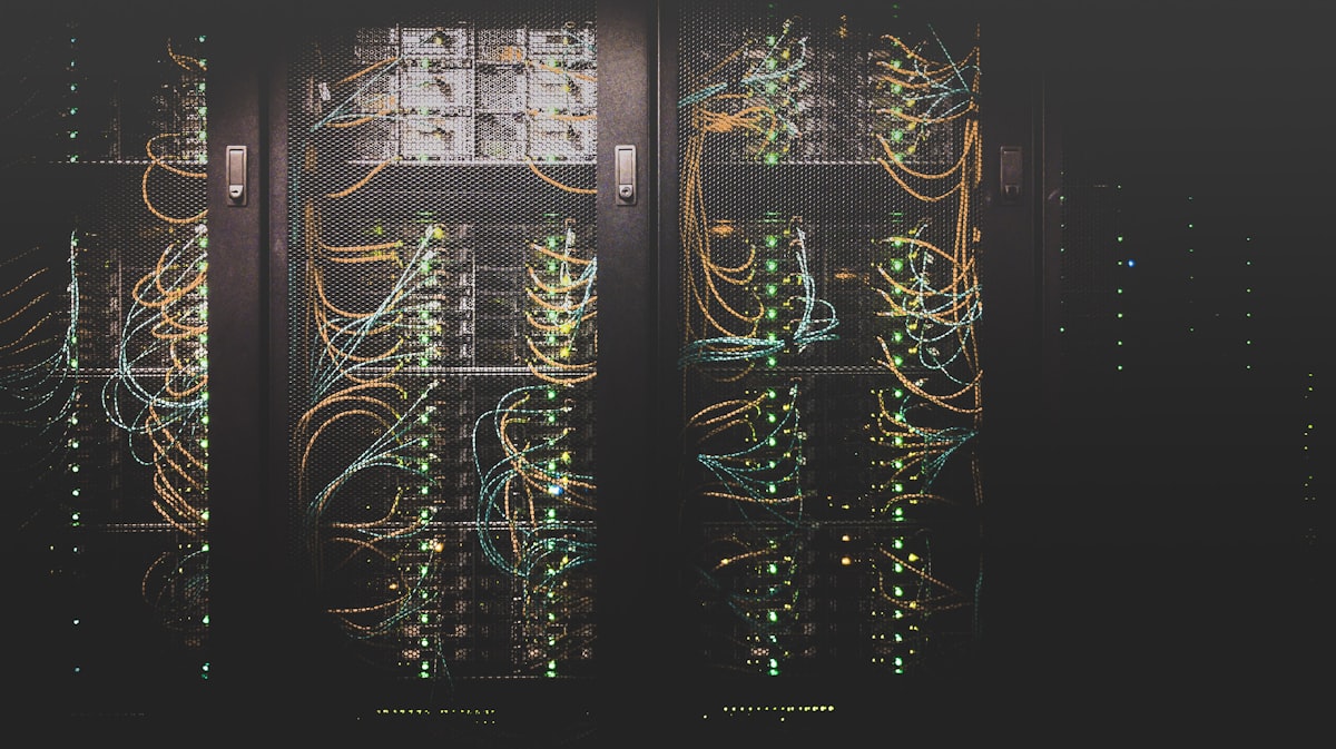 Instalación de cableado estructurado en oficina corporativa